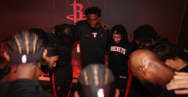 卡佩拉23+13伊森20+8 火箭大胜灰熊